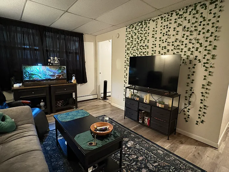 507 N Linn St #3 — Photo 3