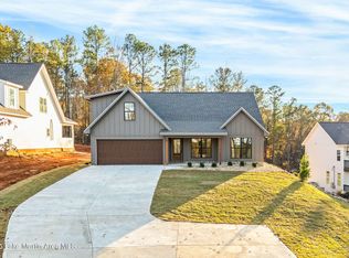 122 Cheyenne Ln, Dadeville, AL 36853