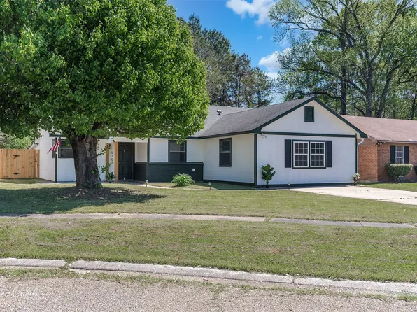 9301 Sandalwood Dr, Shreveport, LA 71118