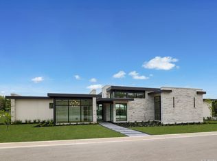 22 Vista Gredos, San Antonio, TX 78257