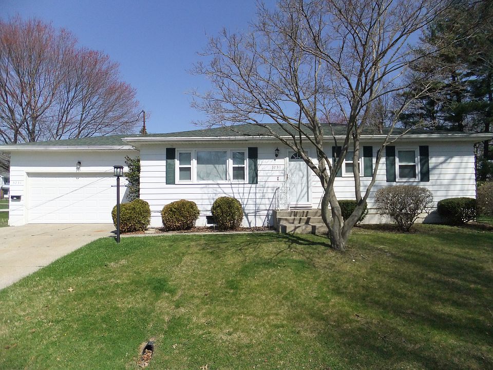 1st image of 3231 Englewood Dr