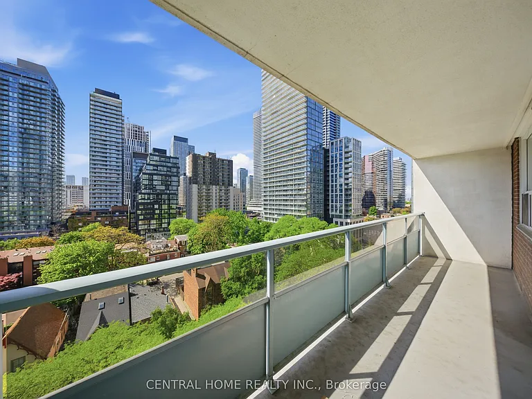 30 Gloucester St #1110 — Photo 12