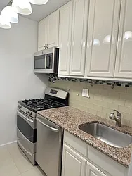 Rented by Anita Loewy, Inc