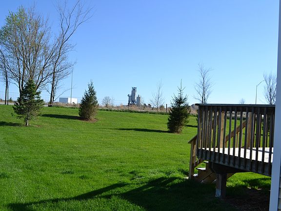 3rd image of 722 Prairie Meadow Dr #0
