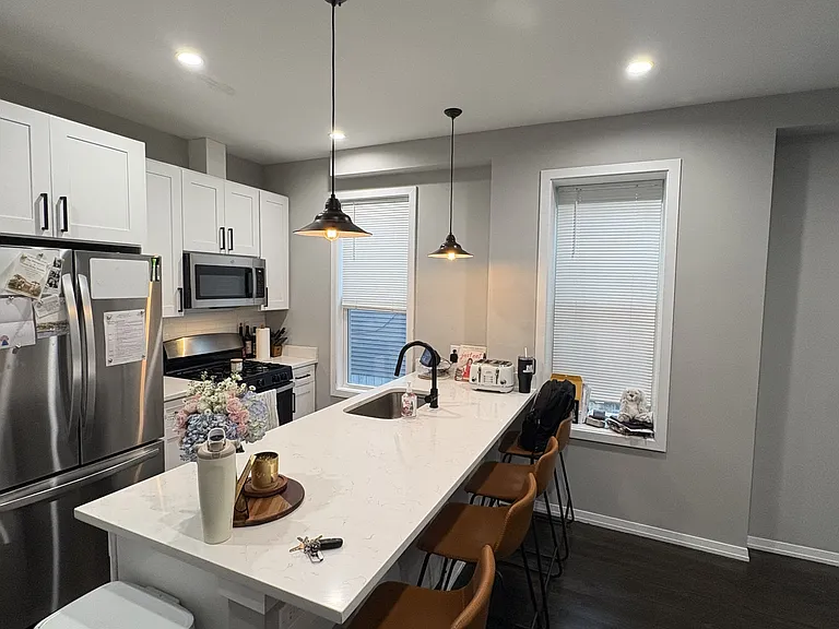3673 N Elston Ave #2R — Photo 22
