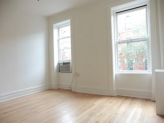 Rented by NYC Village Real Estate | media 24