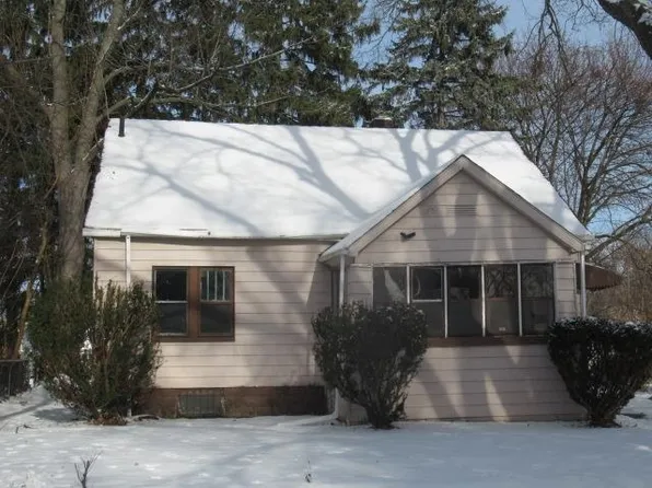 1702 Stevenson St, Flint, MI 48504