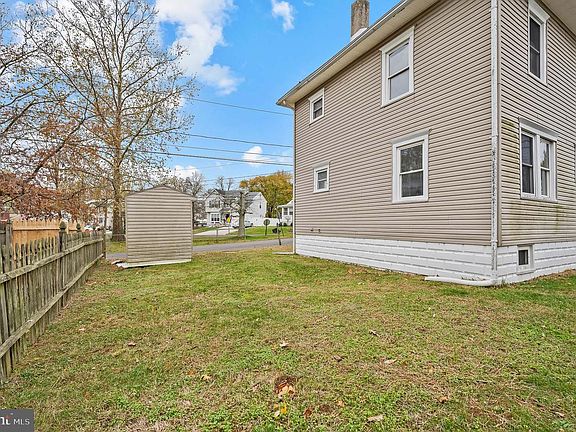 4th image of 101 Cobblestone Ln