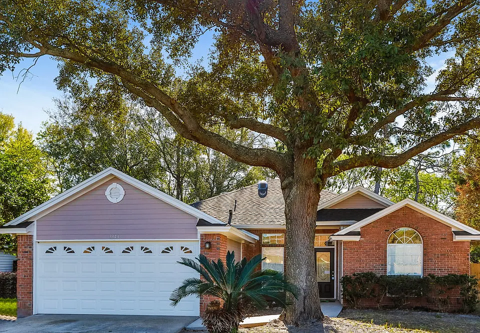 3343 Shauna Oaks Cir E
