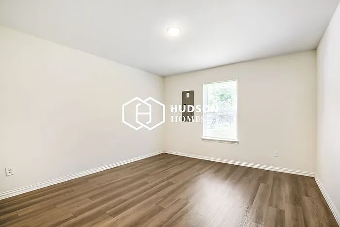 5108 Kilpatrick Ave — Photo 9
