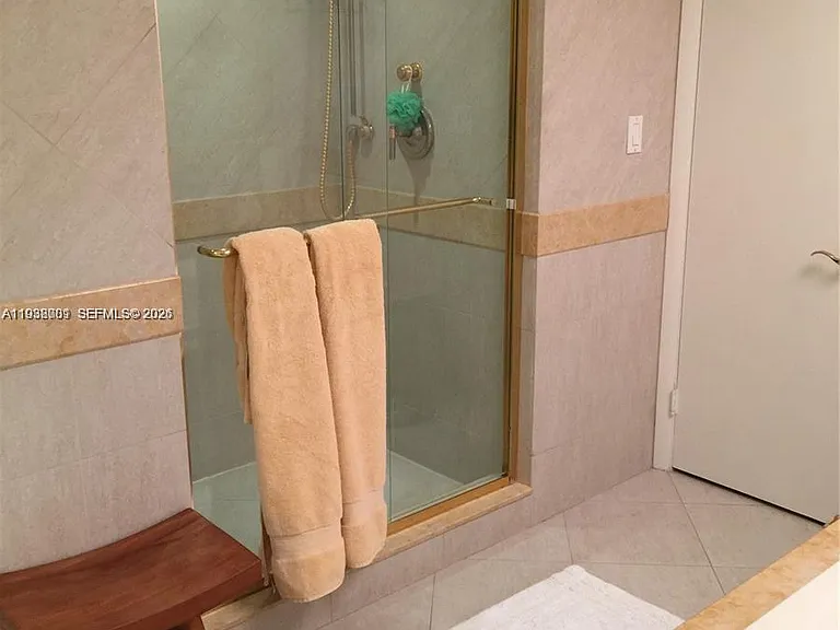 1121 Crandon Blvd #F1107 — Photo 12