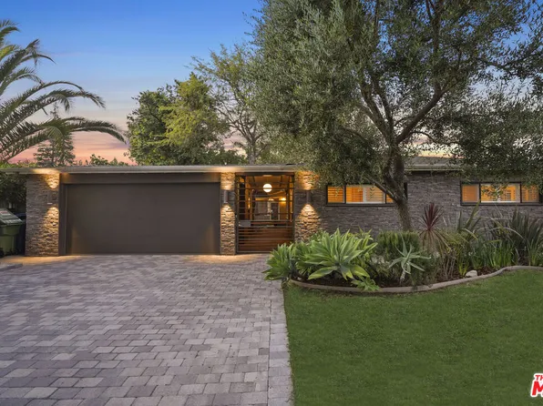 12815 Sarah St, Studio City, CA 91604