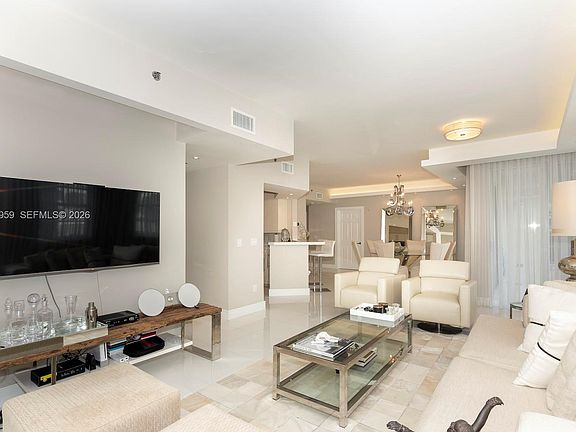 2nd image of 3175 NE 184th St APT 3104