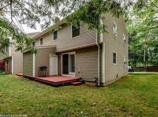 35 Justins Way APT 6, Freeport, ME 04032