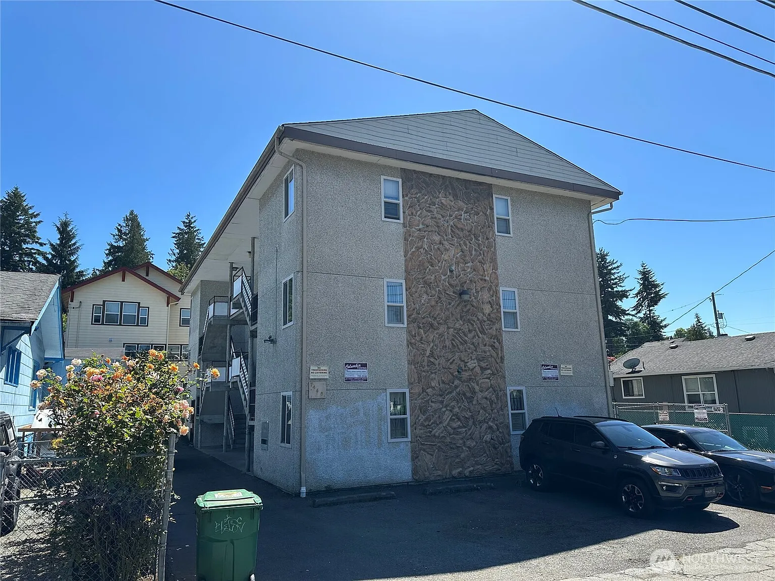 7440 Rainier Avenue S photo 1