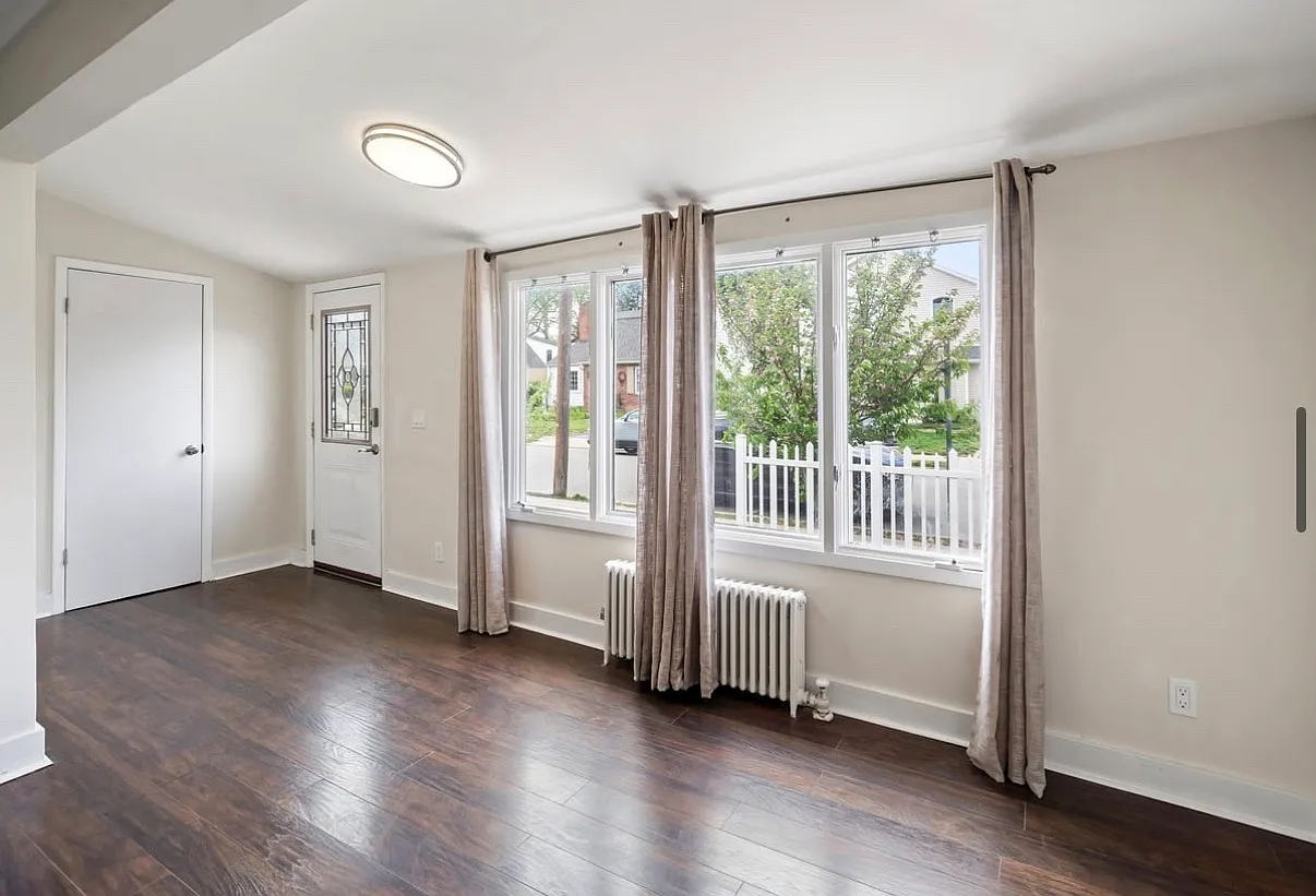 3 bed, 1.5 bath, $3,750 — Photo 4