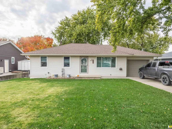 1241 N 13th St, Nebraska City, NE 68410