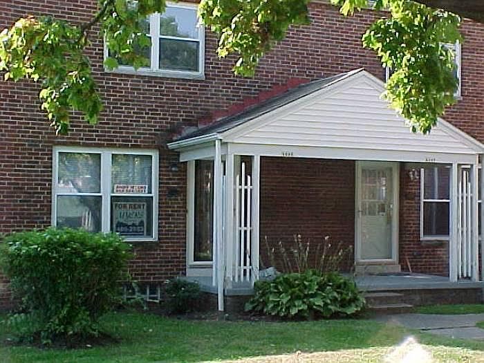 1st image of 1695 Northwest Blvd