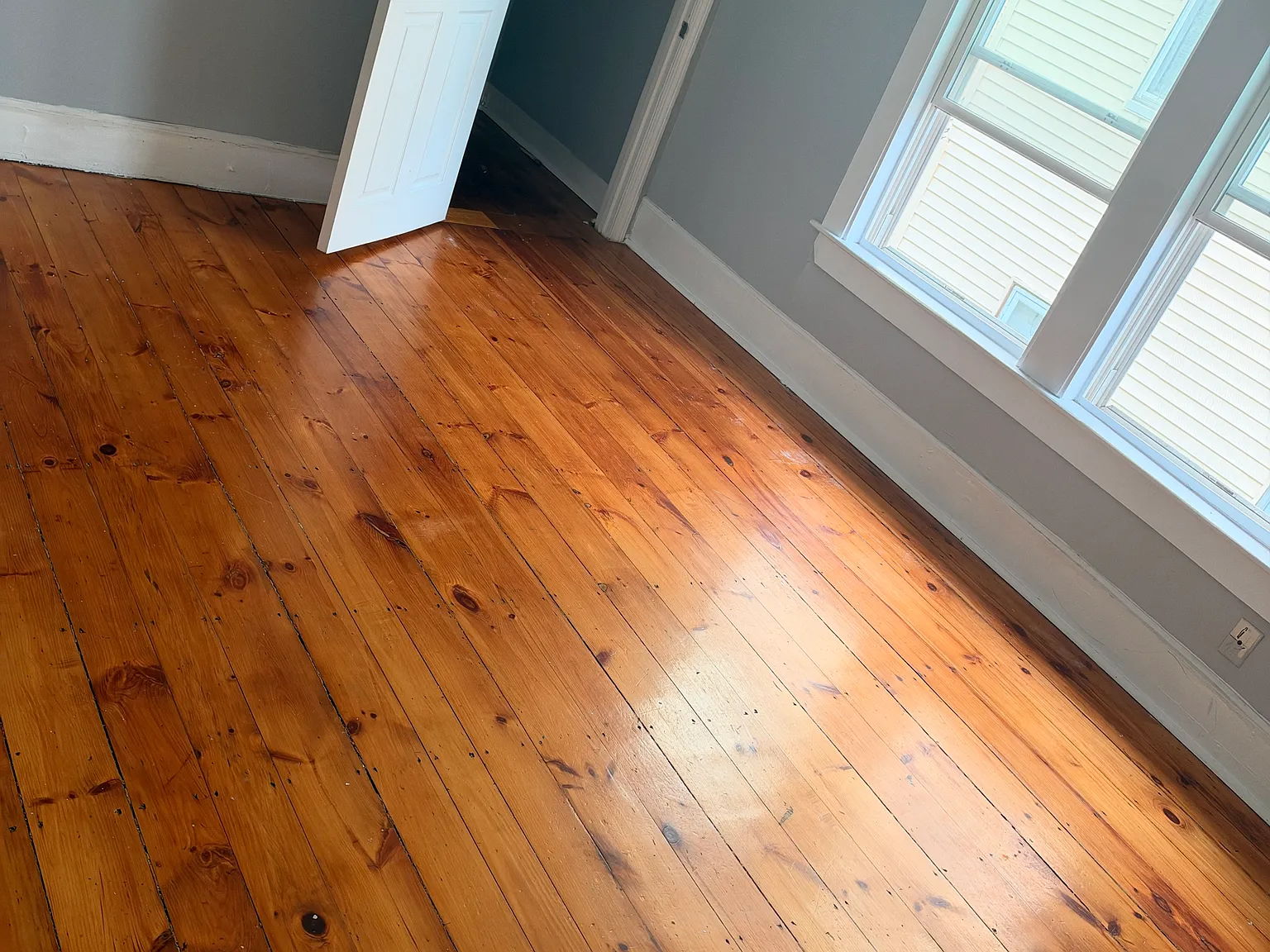 3 bed, $3,000 — Photo 3