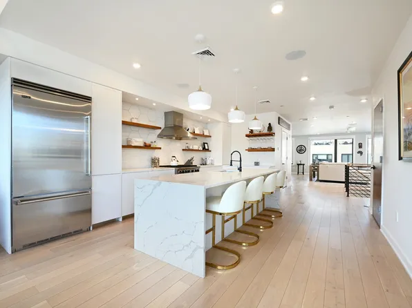 408 Adams Street image 1 of 30