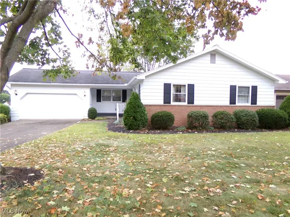 835 Highland Blvd, Coshocton, OH 43812