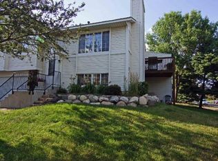 15817 Griffon Path, Apple Valley, MN 55124