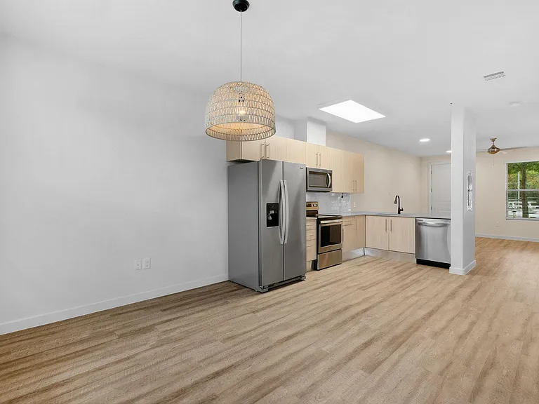 7805 Cooper Ln #606 — Photo 3