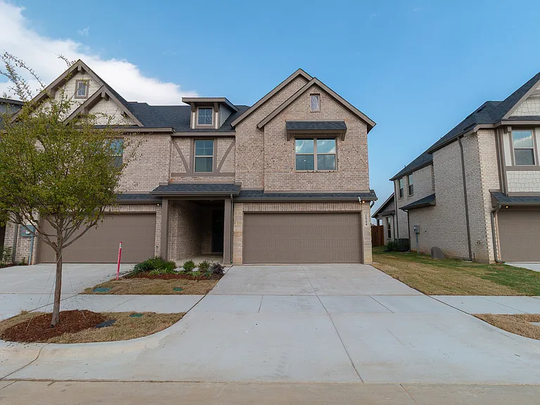 1544 Homeplace Cir — Photo 3