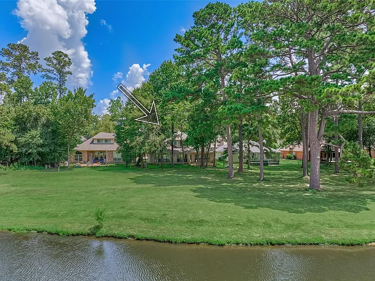 13707 Fountainview Dr — Photo 41