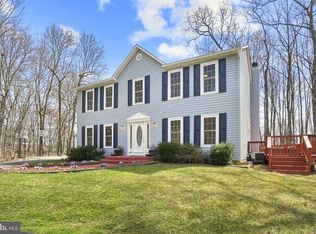 19014 Cattail Ln, Poolesville, MD 20837