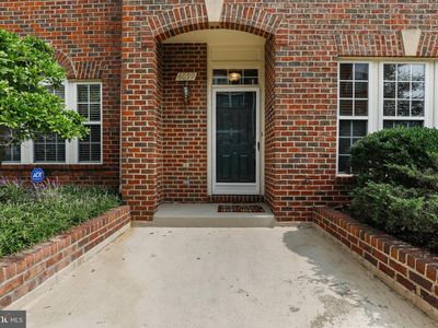 6099 Madison Pointe Ct, Falls Church, VA, 22041