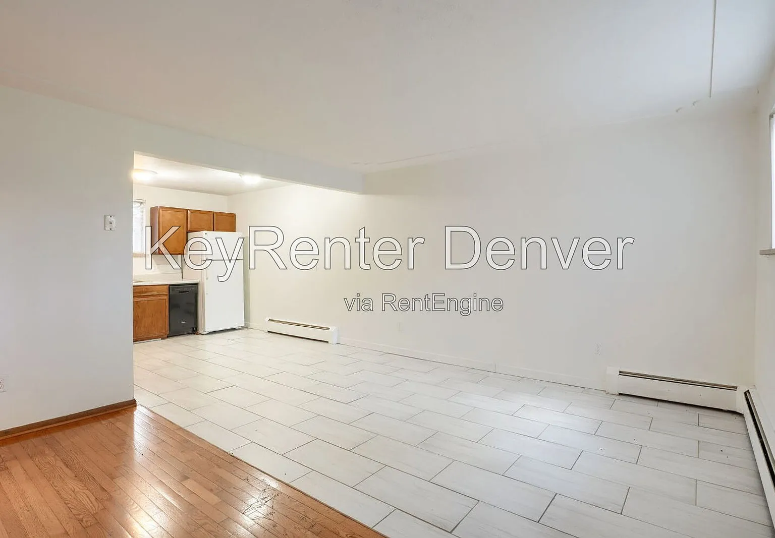 2 bed, 1.0 bath, 875 sqft, $1,575 — Photo 3