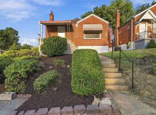 6625 Barr St, Saint Louis, MO 63121