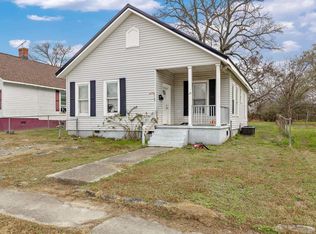 25 Peachtree St, Clinton, SC 29325