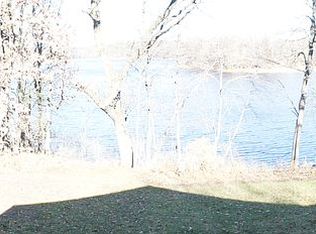 1 Williams Woods Rd, Saint Paul, MN 55115