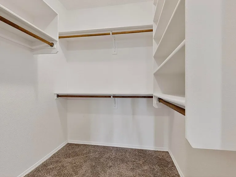 4345 Skyline Loop NE — Photo 12