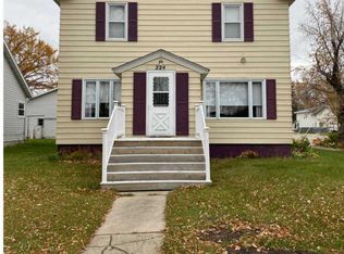 224 1st St SW, Mahnomen, MN 56557