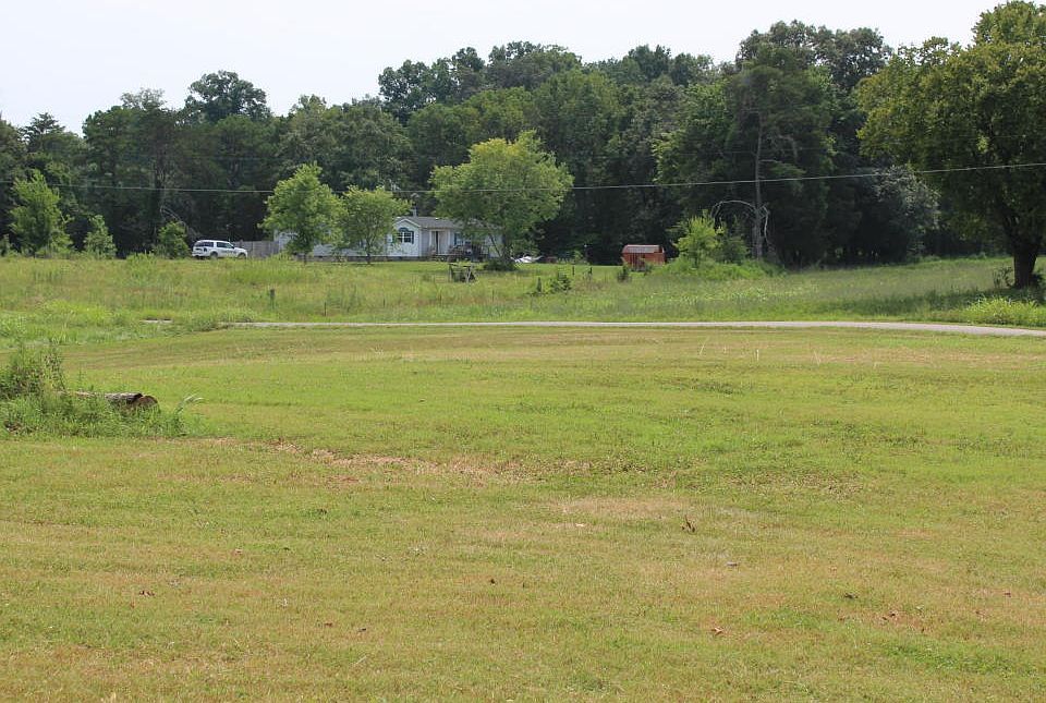 2nd image of Von Cannon Ln