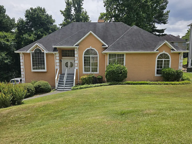 6803 Yorkdale Ct — Photo 2