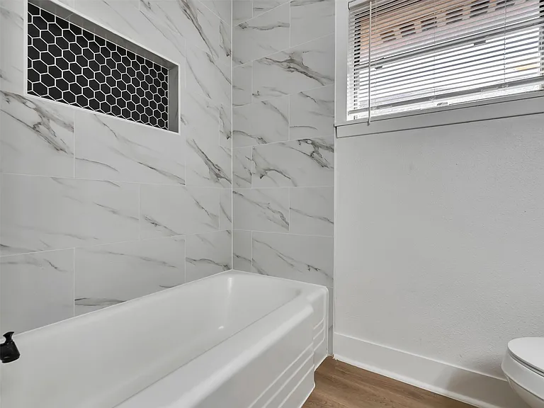6026 Diamond Ct — Photo 24