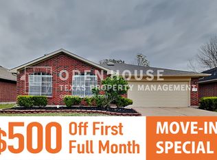 4915 Sterling Xing, Pearland, TX 77584