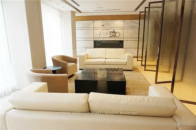 120 Harrison Garden Blvd #1531 — Photo 10