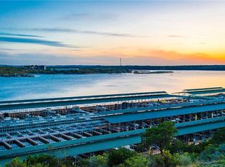 6600 Lantern View Dr APT 301, Jonestown, TX 78645