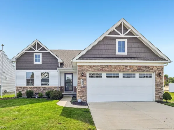 4223 Hidden Village Dr, Perry, OH 44081