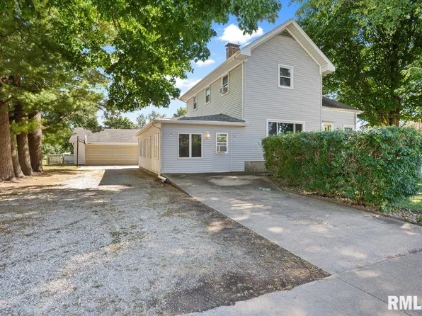 20 W Kenney St, Divernon, IL 62530