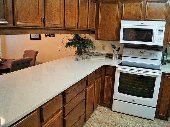 5th image of 612 Millwood Ct