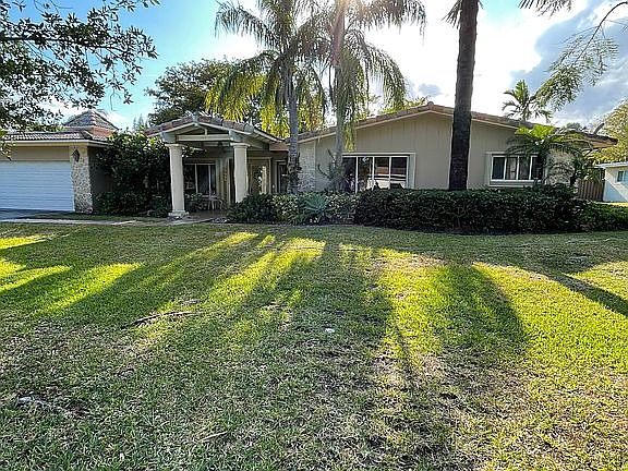 3rd image of 13850 SW 78th Ct