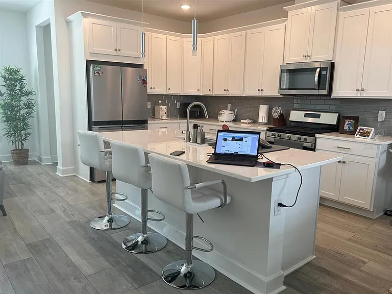 2252 Celebration Blvd — Photo 8