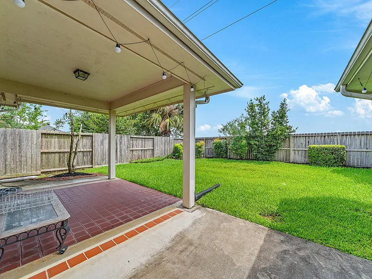 23818 Indian Hills Way — Photo 33