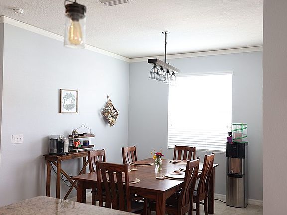 4th image of 4737 SE 36th St